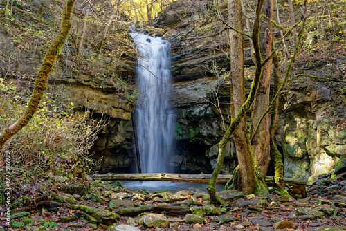 Lost creek falls Tn in autumn