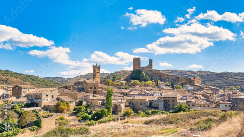 Tableau sur toile Panoramic views of the medieval town of Uncastillo, Zaragoza, Aragon, Spain