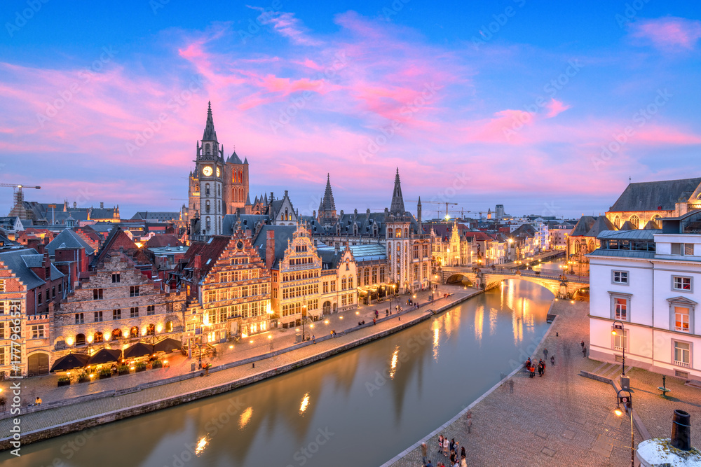 Fototapeta premium Ghent, Belgium old town cityscape from the Graslei 840