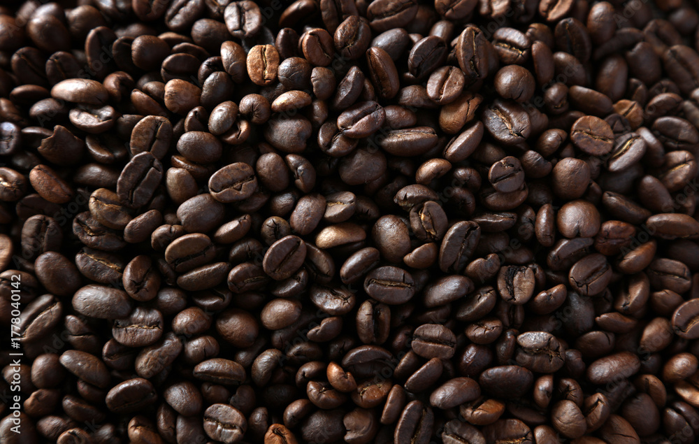 Fototapeta premium Roasted coffee beans