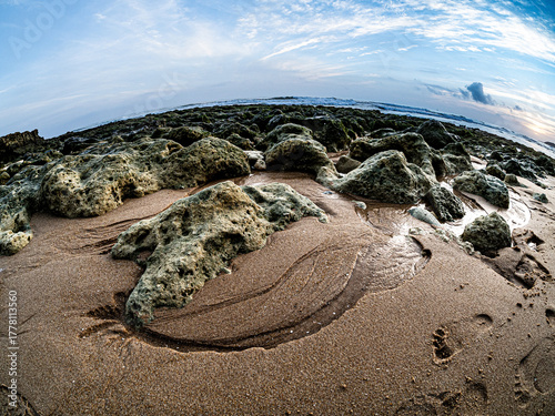 Bizarre Gesteine in der Algarve