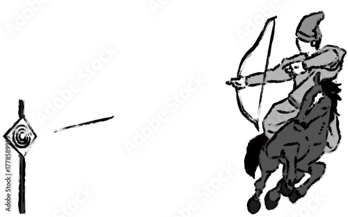 筆書きの流鏑馬、疾走する馬に乗って弓を射る武士の墨絵風イラスト、モノクロ