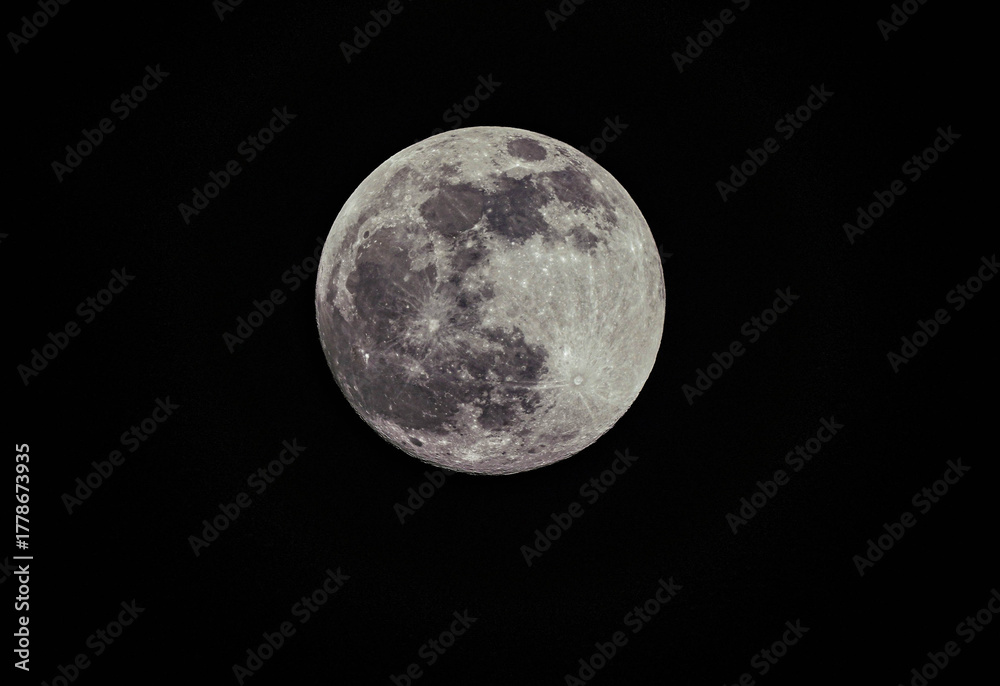 Obraz premium the full moon in the sky