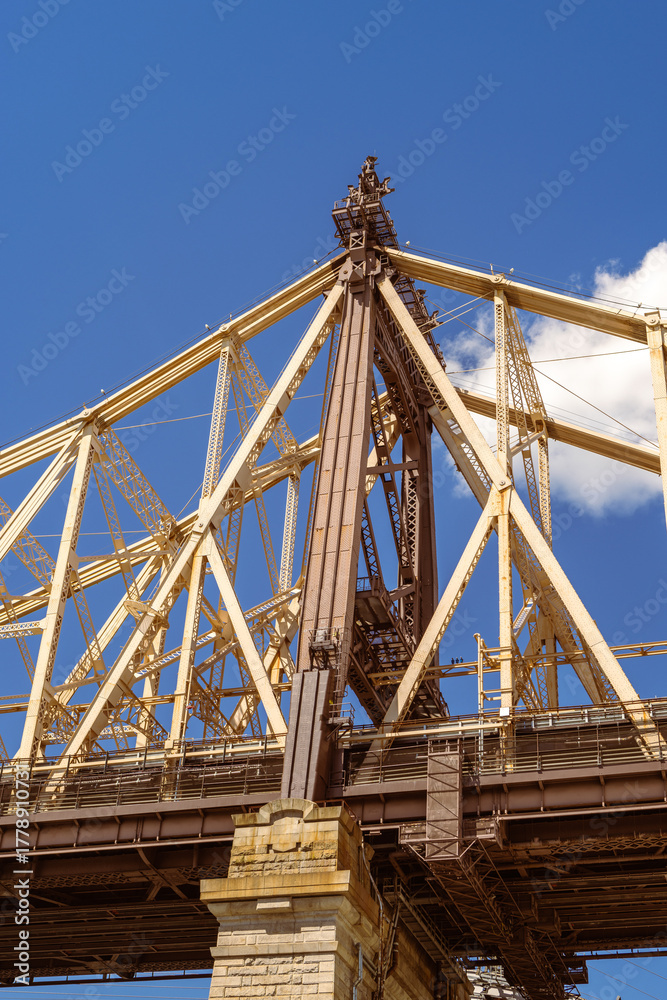 Fototapeta premium Steel Truss Bridge Against Clear Blue Sky 
