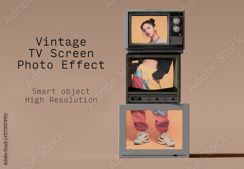 Retro TV Screen Photo Effect