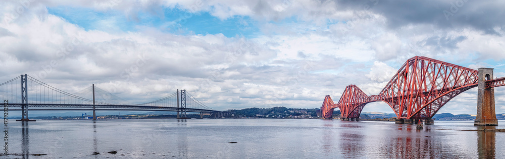 Naklejka premium forth bridges