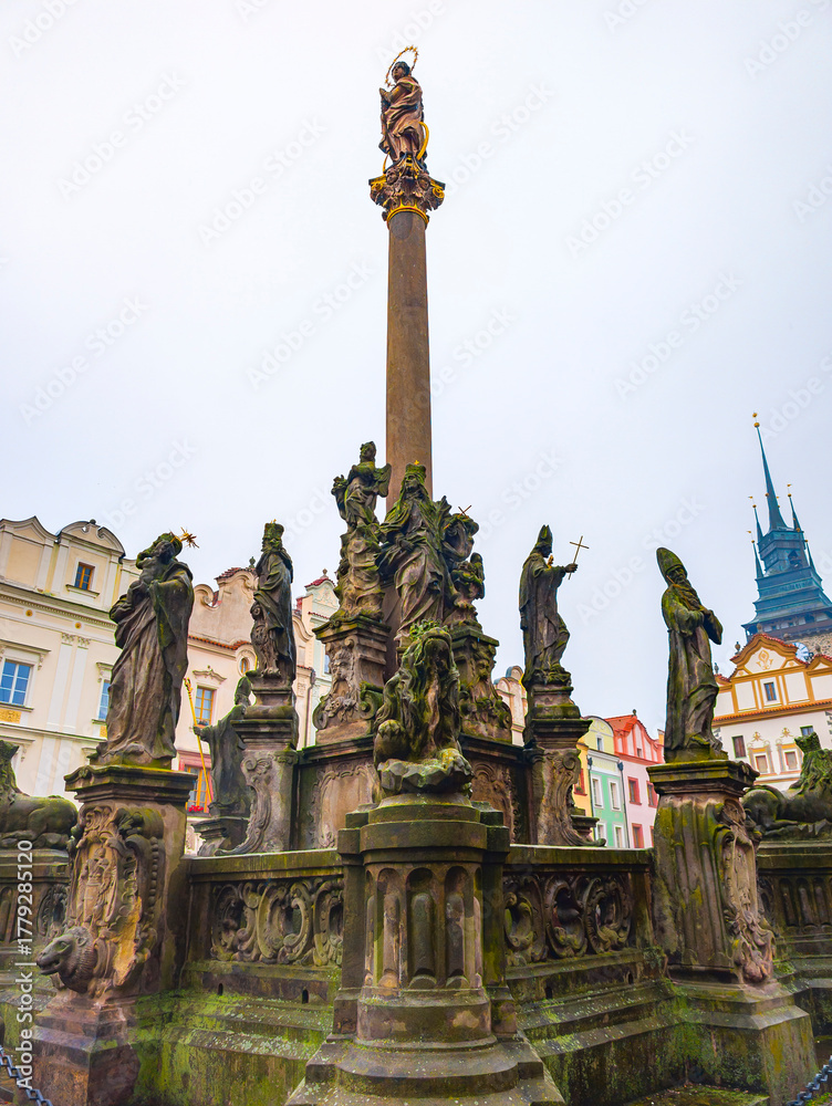 Fototapeta premium monument stone statue in europe