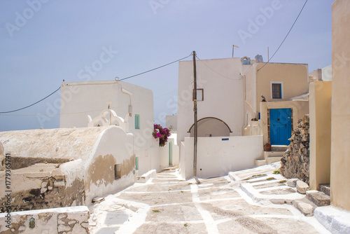 Fototapeta Naklejka Na Ścianę i Meble -   view of streets of medieval village Emporio at Santorini island, Greece