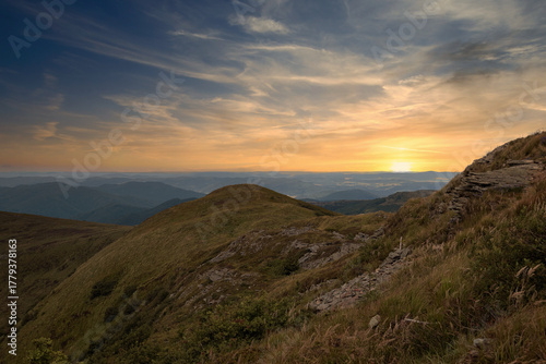 Zachód słońca w  Bieszczadach.