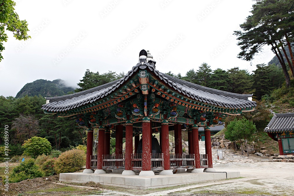 Fototapeta premium 법흥사