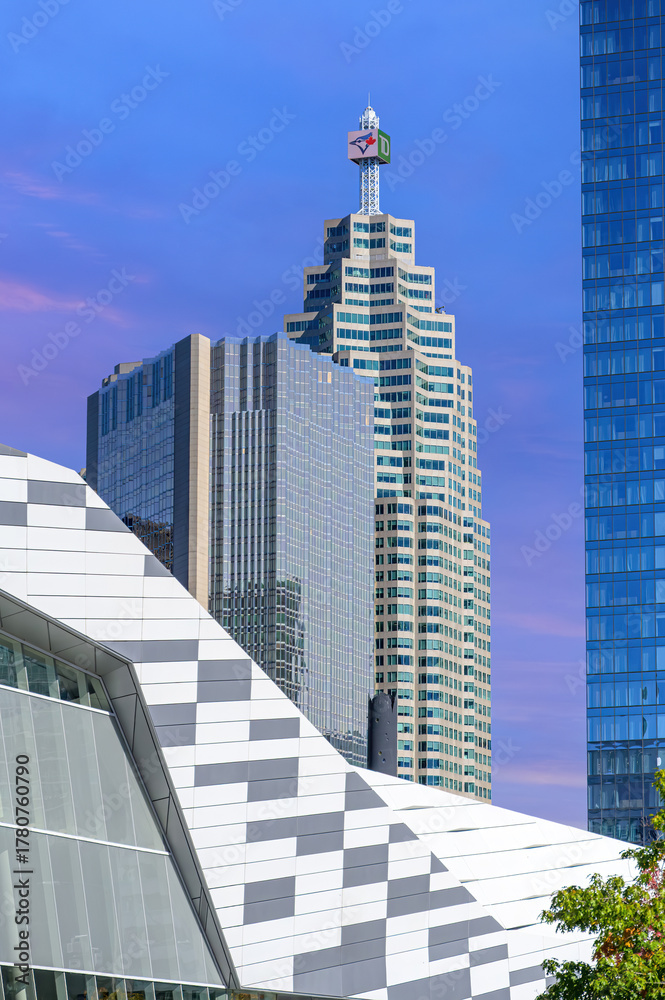 Fototapeta premium Financial distrct skyscraper with MLB Blue Jays logo during the World Series of baseball, Toronto, Canada