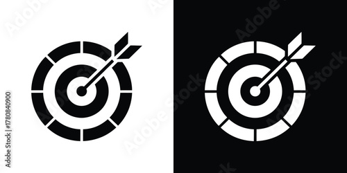 Bullseye Arrow Transparent PNG, Black and White Target with Aim, Isolated Icon