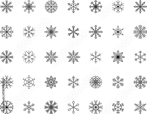 Snowflake snow freeze winter thin line outline icon. Snowflakes thin line icon set. Snowflake Simple illustration