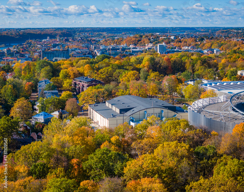 Photos Kaunas Sports Hall in Azuolynas - Oak grove park in Zaliakalnis