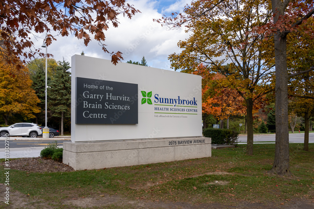 Fototapeta premium Toronto, Canada - November 6, 2025: Sunnybrook hospital sign at the entrance in Toronto, Canada. Sunnybrook is an academic health sciences centre.