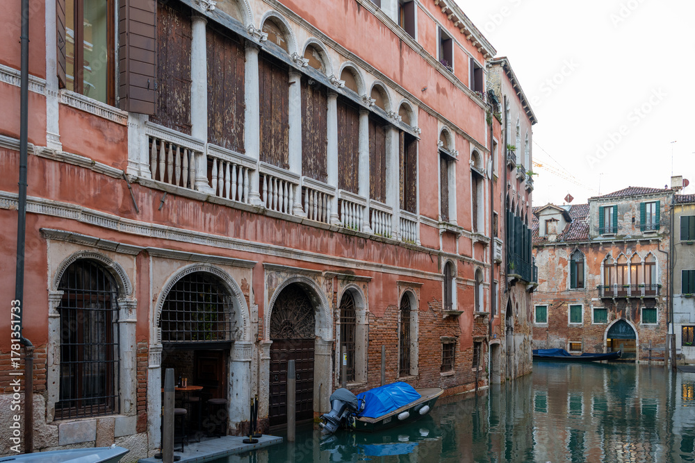 Fototapeta premium Gassen von Venedig