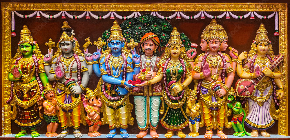 Naklejka premium Statue of Hindu gods, Lord Vishnu Marriage, Marriage event art statue, Vishnu, Brahma, Shiva, Ganesha, Hanuman, Muruga, Parvathi , saraswati, Lakshmi, Hindu Temple art Colour ful