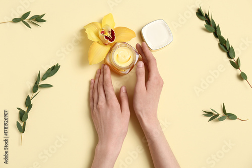 Hands holding natural organ...