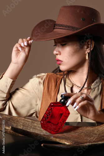Beautiful young Asian woman...