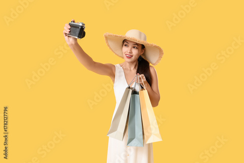 Beautiful young Asian woman...
