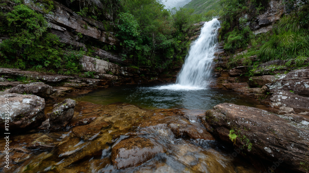 Fototapeta premium Waterfall in the forest.