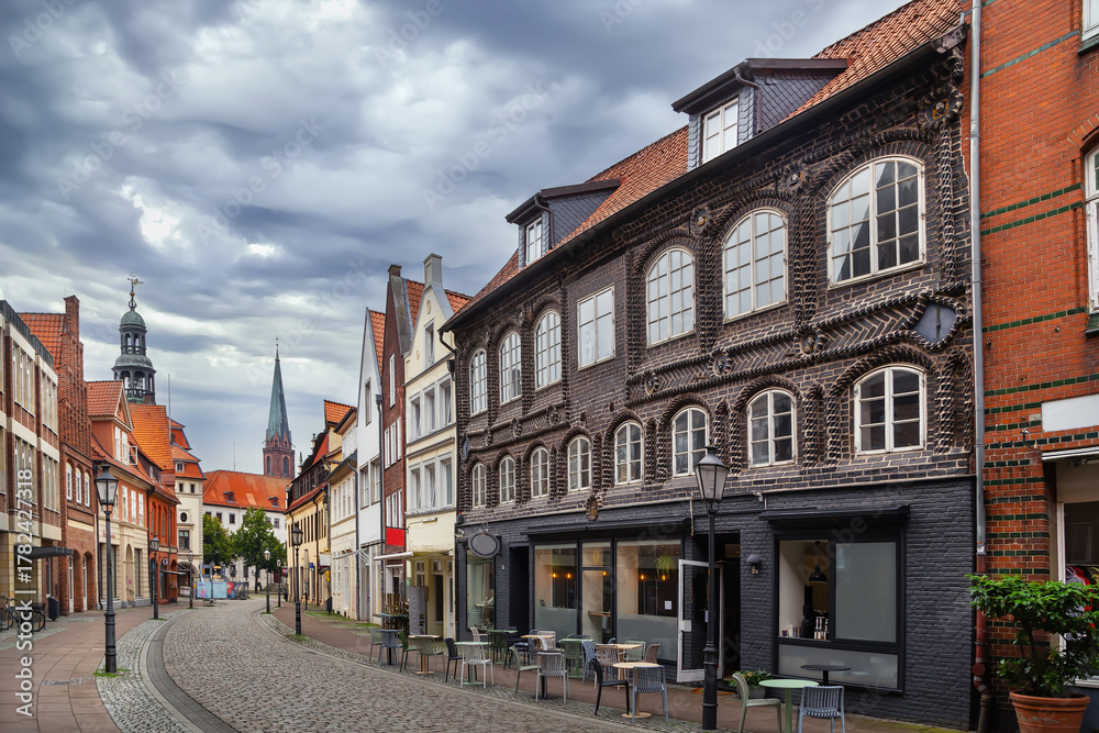 Fototapeta premium Street in Luneburg downtown, Germany