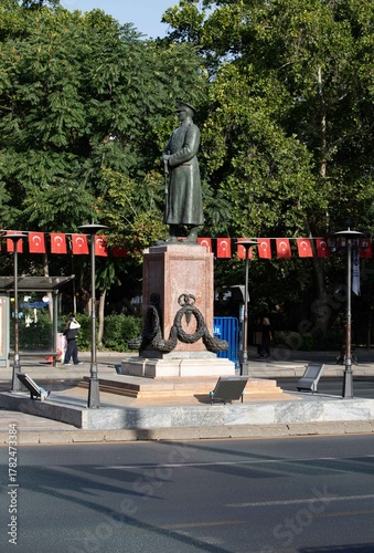 ATATÜRK heykeli