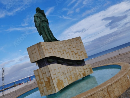 Obraz na plátně statue of sao goncalo, patron of the city of lagos
