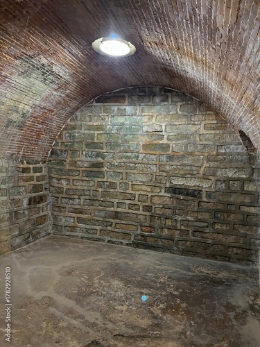 滬尾炮台の内部