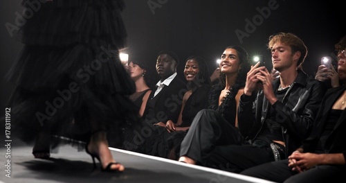 Fotografie People, audience and catwalk with phone for fashion show, garment collection or designer brand
