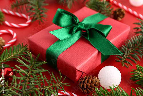 Christmas gift box with bal...