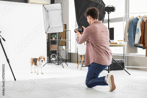 Professional male photograp...