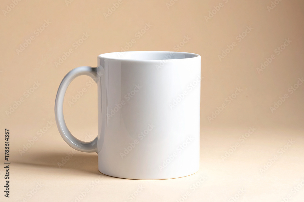Fototapeta premium empty white cup