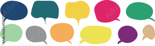 Set of speech bubble. Speech bubble comic . Talk bubble. Cloud speech bubbles collection. Vector 