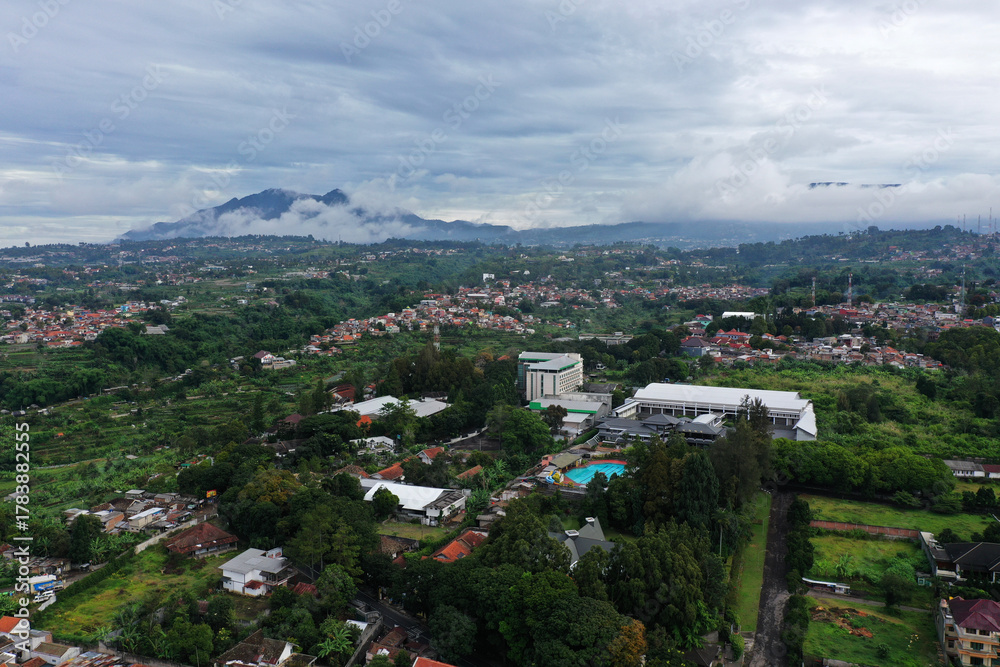Obraz premium aerial view of the city of the city