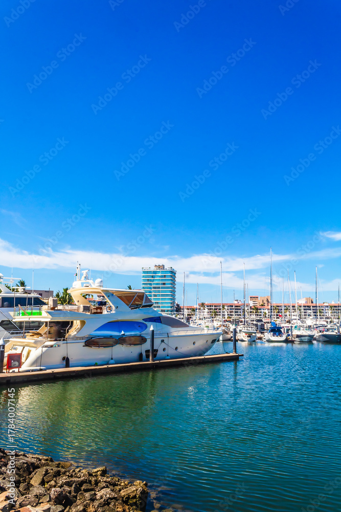 Fototapeta premium Lake with yachts on a sunny day in the marina of puerto vallarta jalisco