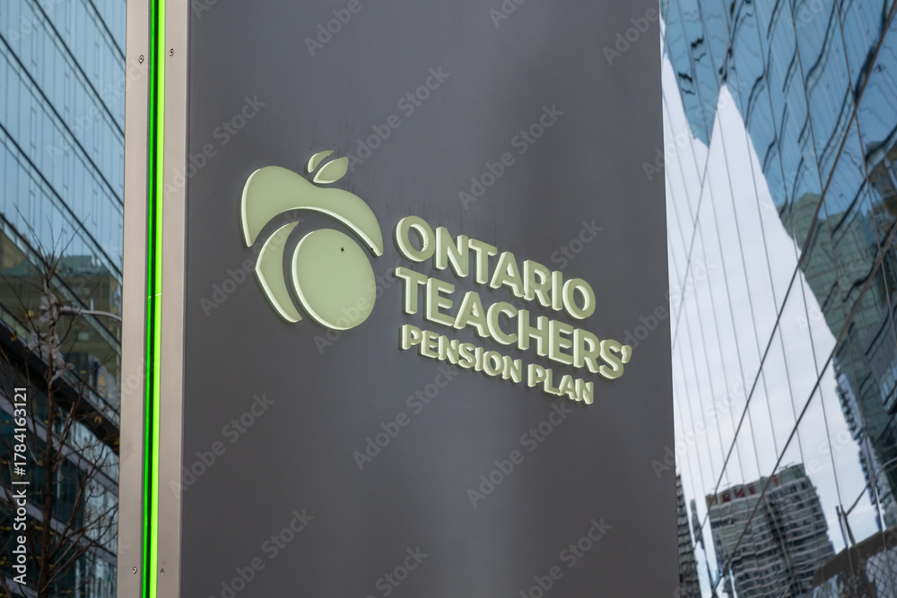 Fototapeta premium Toronto, ON, Canada - November 8, 2025: The sign of Ontario Teachers' Pension Plan is seen at 160 Front St W in Toronto, ON, Canada. The Ontario Teachers' Pension Plan (OTPP) is an independent corpora