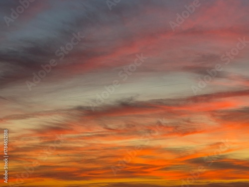 Cielos de atardecer en Octubre 2025