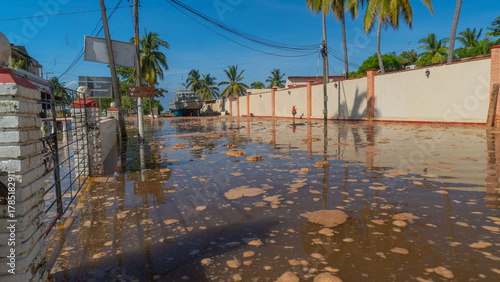 Inundación de la playa el borrego en san blas nayarit 07 10 2025