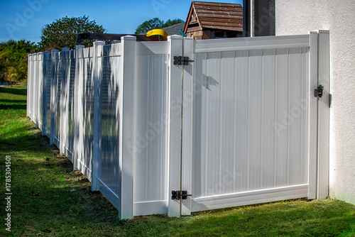 White Vinyl Fence Solid Privacy with Gate