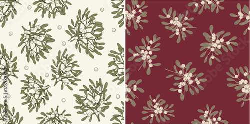 Botanical Mistletoe Seamless Pattern with White Berries on Holiday Backgrounds