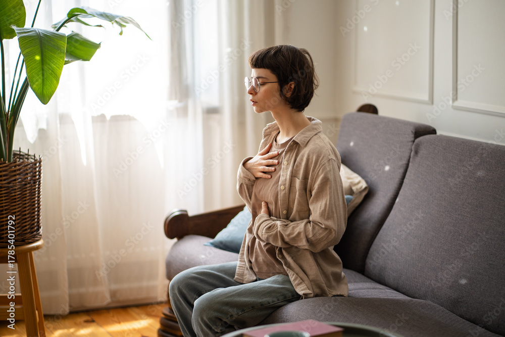 Ταπετσαρία Calm female breathing slowly with palms on torso, diaphragmatic control for inner balance