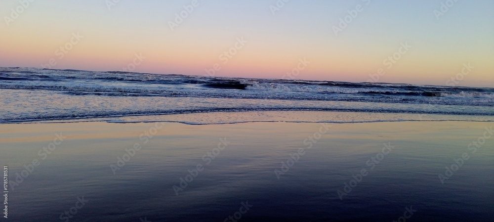 Fototapeta premium photograph of the sunset on the beach