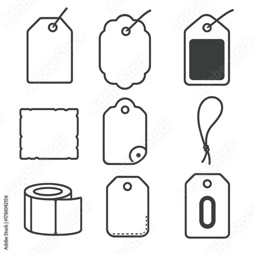 Gift Tag Icons. Line style icons of Gift Tags and Labels: blank gift tag, scalloped-edge tag, chalkboard tag, stamped label, kraft
