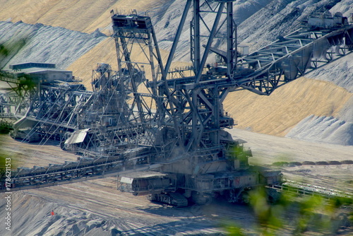 Absetzen im Braunkohletagebau Hambach, Garzweiler