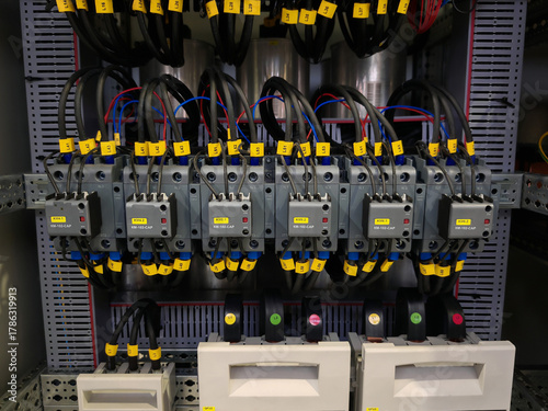 Wired power device
