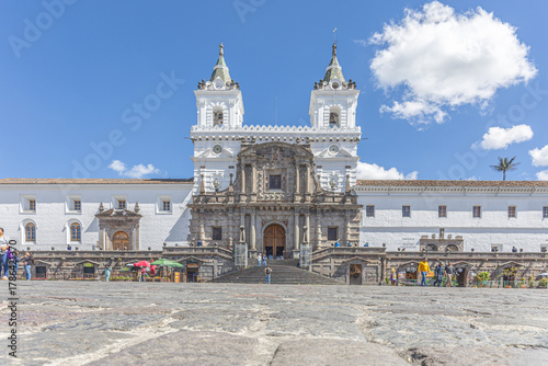 Fotografie Quito, Ecuador - October 7, 2025: The Church and Convent of San Francisco is one of the most emblematic, ancient and extensive temples in the Historic Center of Quito
