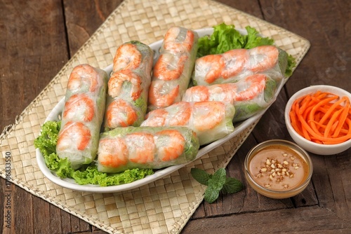 Vietnamese spring roll or Lumpia Vietnam, is a typical Vietnamese dish in the form of a thin roll of rice paper filled with various fresh ingredients such as vegetables, spices, and also meat or shrim