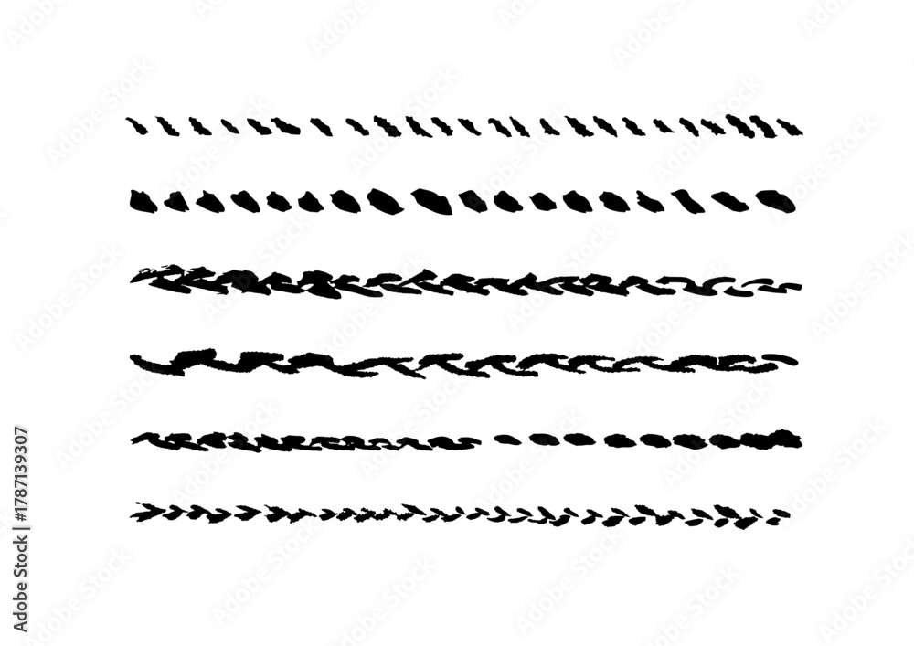 Fototapeta premium 毛筆で描いた 毛糸とくさり編みのラインセット