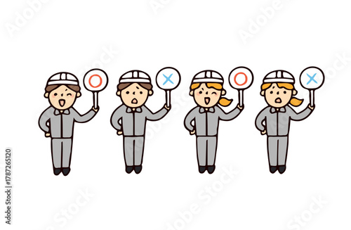 正解不正解の札を持った作業員のイラストセット